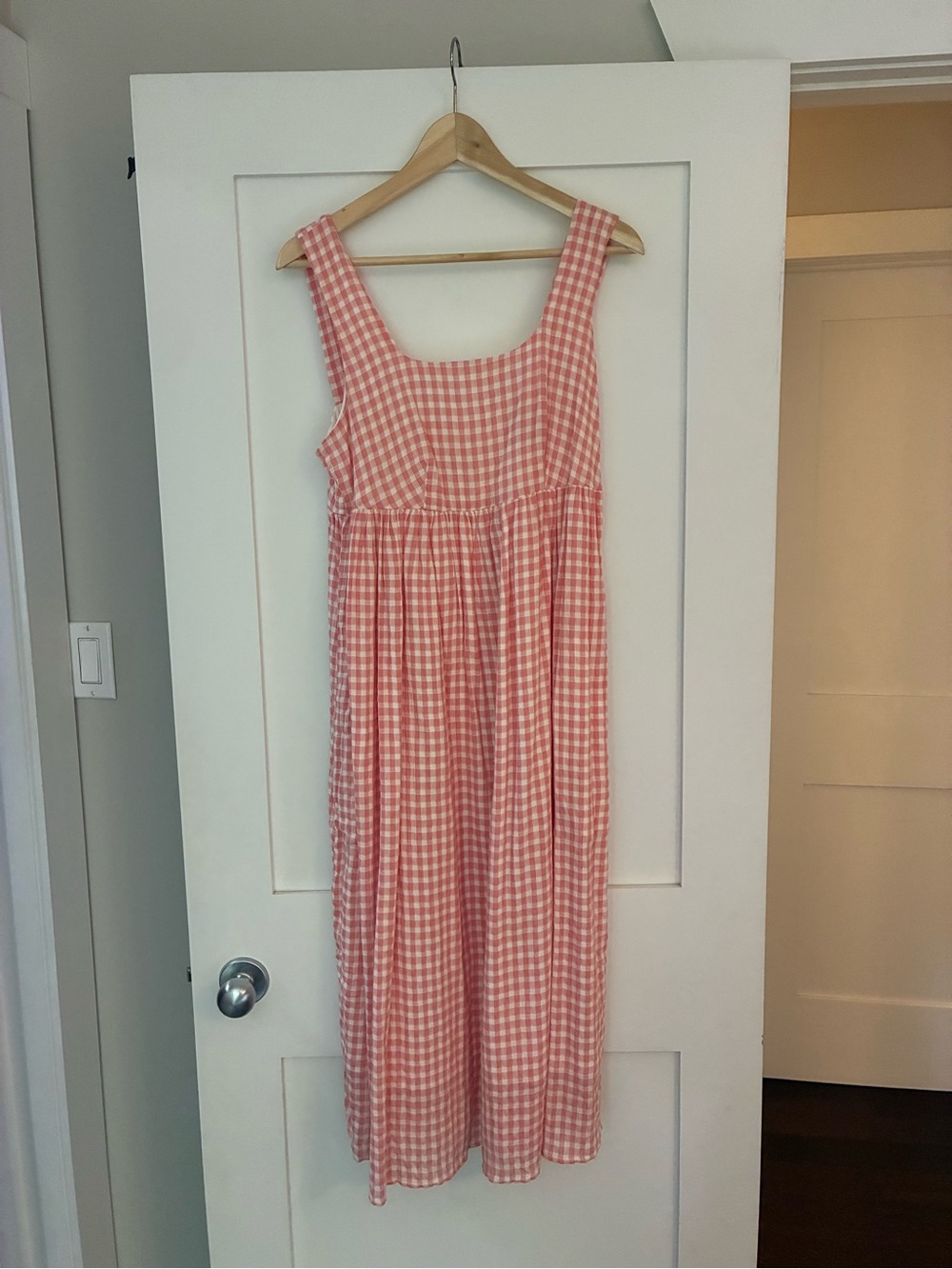 Jillian Harris Women’s Light red Gingham Sleeveless Sundress